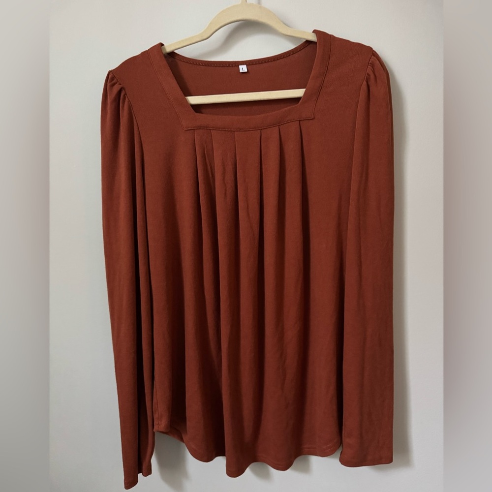 Women's Rust Top - Picture 2 of 3